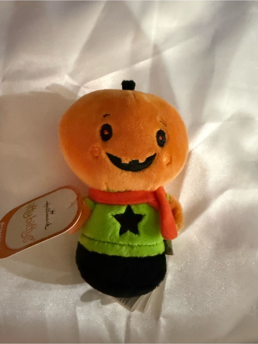 Hallmark itty bittys Pumpkin Mini Plush Stuffed Animal Halloween 2017 KDD1086